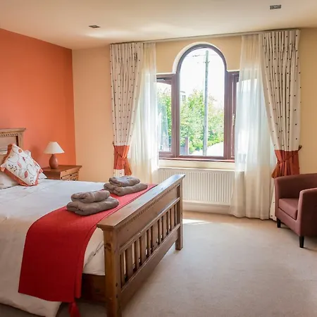Kayden House Maison d'hôtes 4*