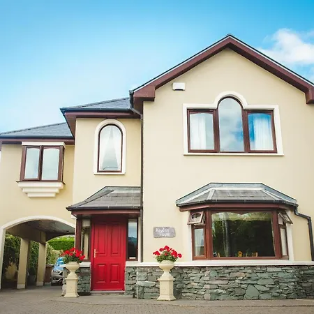 Kayden House 4*